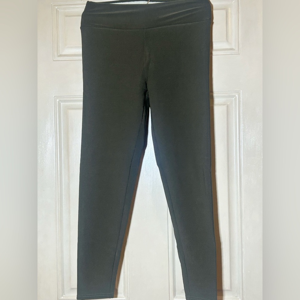 Women’s Dark Green Leggings